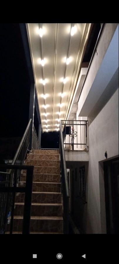 Petrovac Apartments Jovana מראה חיצוני תמונה