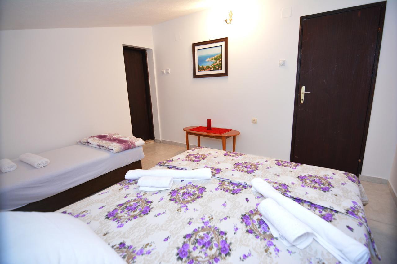 Petrovac Apartments Jovana מראה חיצוני תמונה