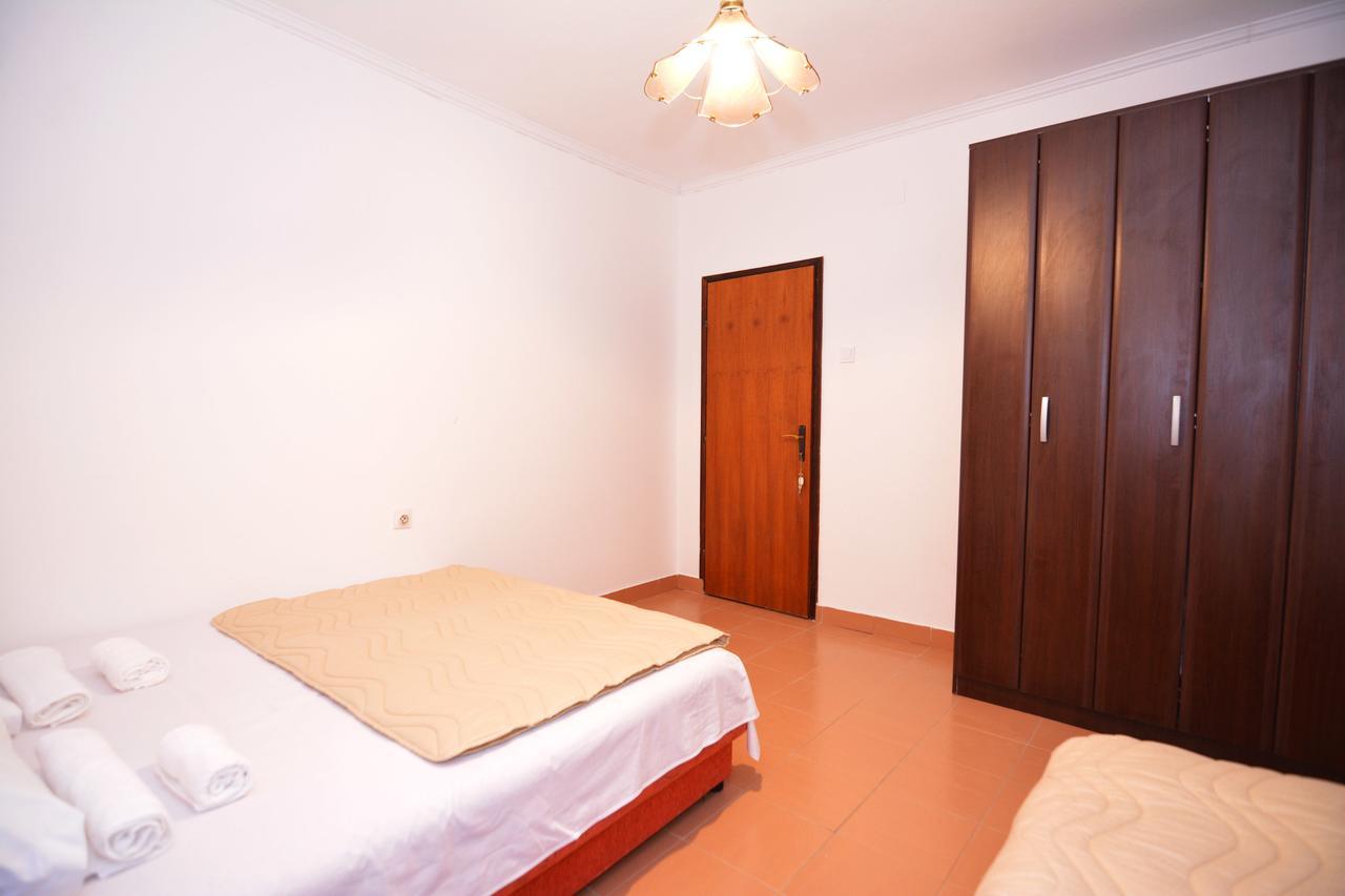 Petrovac Apartments Jovana מראה חיצוני תמונה