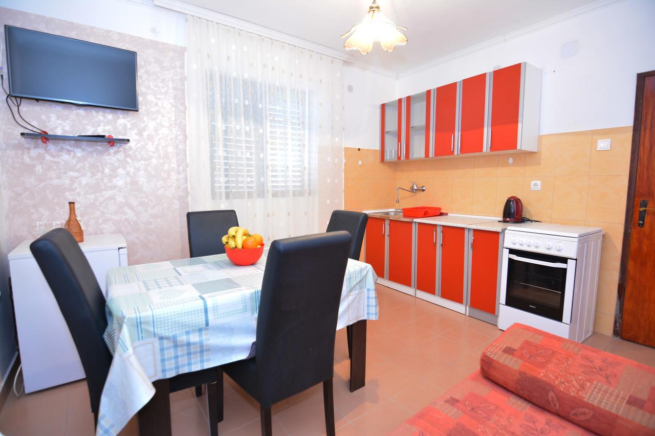 Petrovac Apartments Jovana מראה חיצוני תמונה