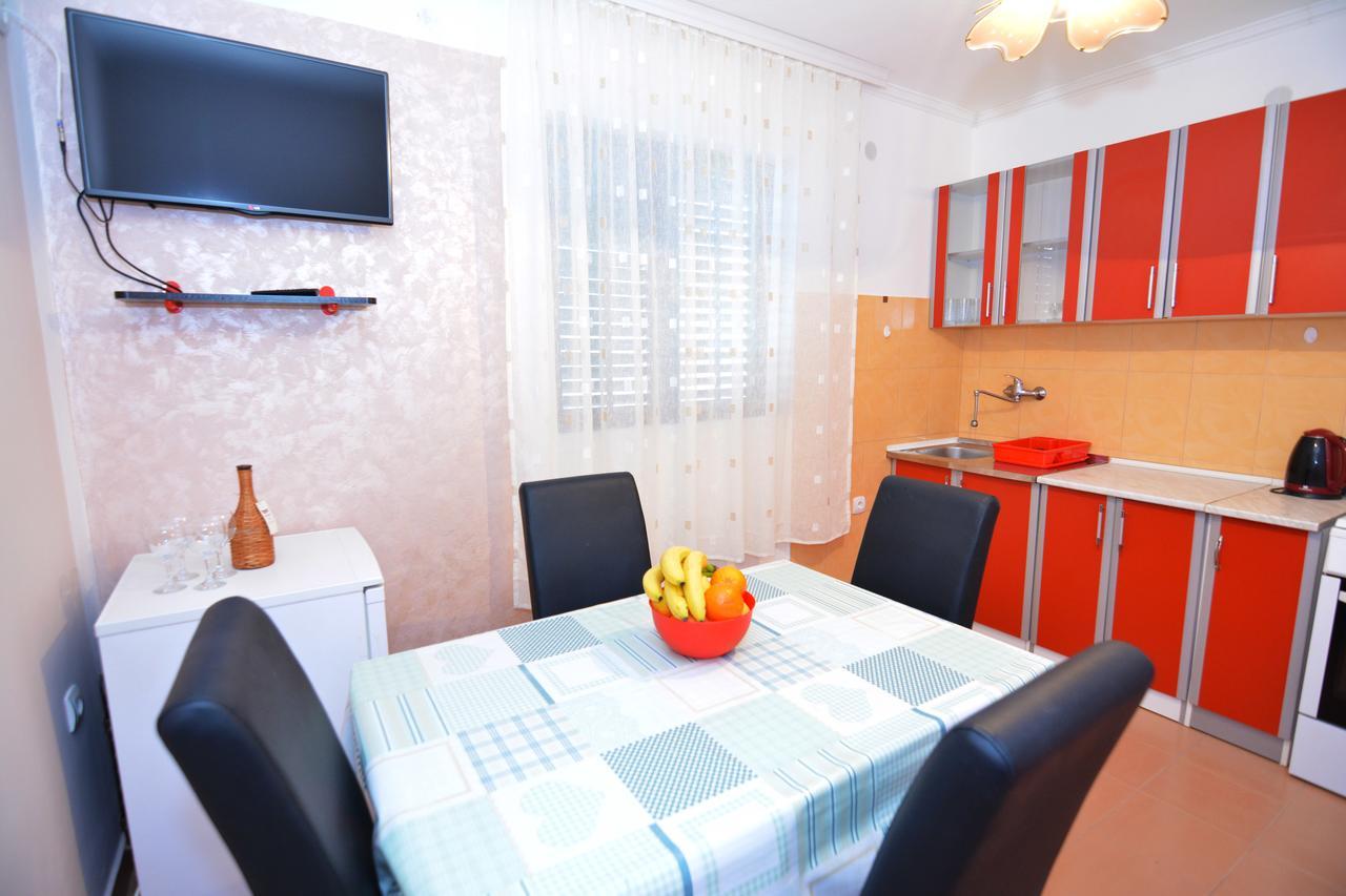 Petrovac Apartments Jovana מראה חיצוני תמונה