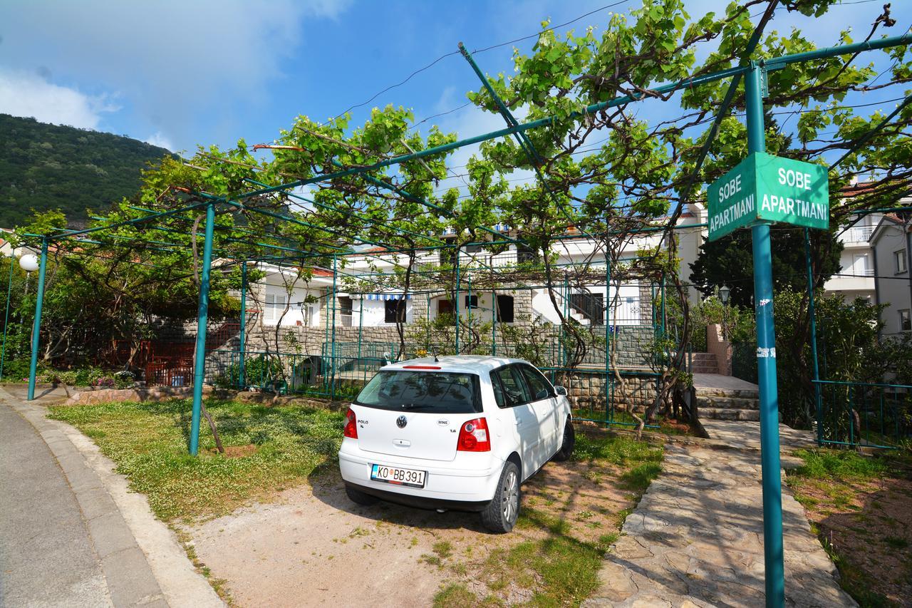Petrovac Apartments Jovana מראה חיצוני תמונה