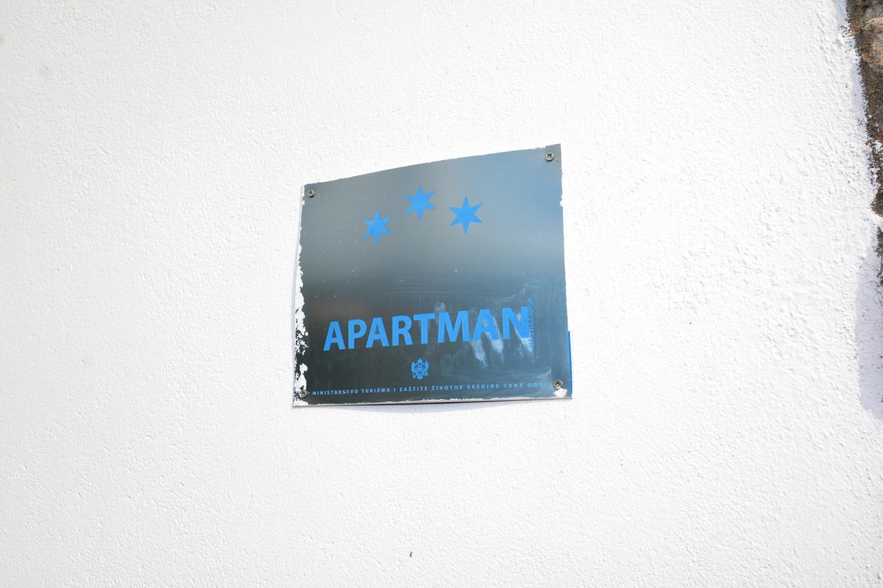 Petrovac Apartments Jovana מראה חיצוני תמונה
